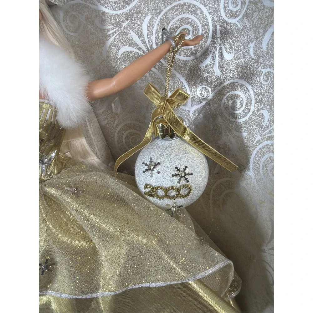 2000 Holiday Celebration Barbie Doll Special Edition Millennium Gold Gown Y2K